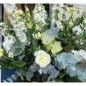 Ramo Flores Blancas y Verdes